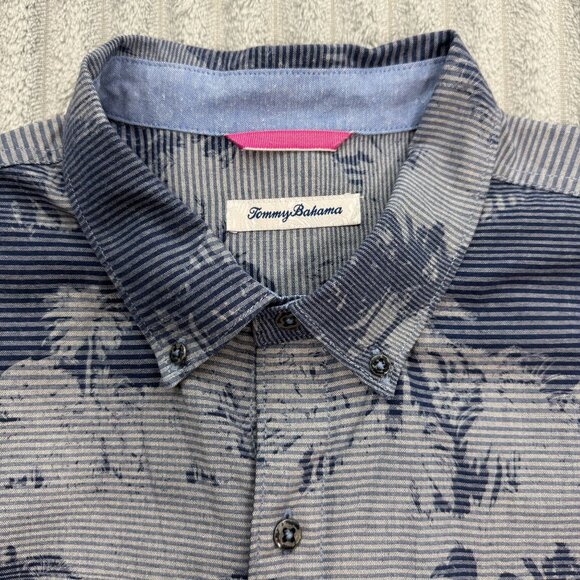 Tommy Bahama Mens XXL Pixel Palms Camp Shirt Blue Hawaiian Button-Up 100% Cotton - Picture 2 of 9